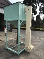 昇降機付きホッパーST20｜福井県・石川県・富山県のみ対応の農機具買取専門店ライブ