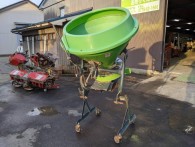 ニプロブロードキャスターMC05｜福井県・石川県・富山県のみ対応の農機具買取専門店ライブ